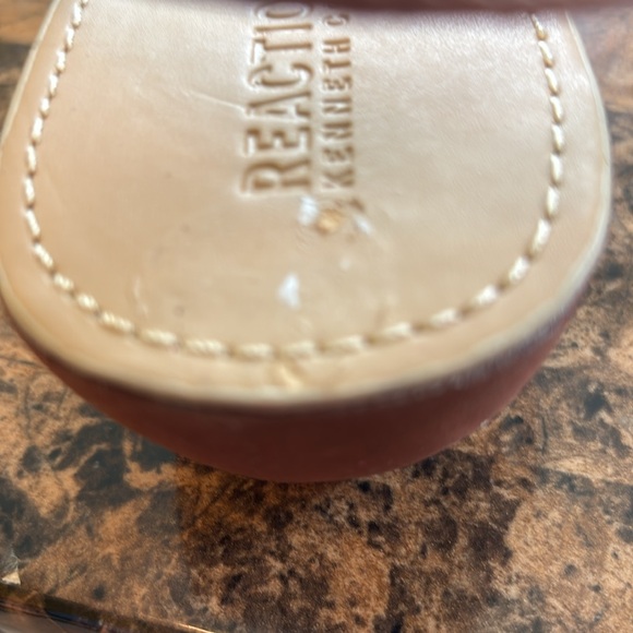 Brown Leather Women’s Sandals. NEW - Picture 6 of 7